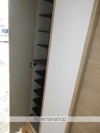 エスベランサ[1R/26.64m2]の玄関