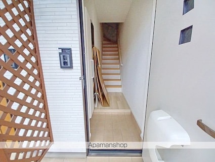 マ・メゾン　Ⅳ[1LDK/49.57m2]の玄関