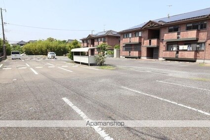 ローズガーデン・レジス　ＡＢＣＤ[3LDK/70.43m2]の駐車場