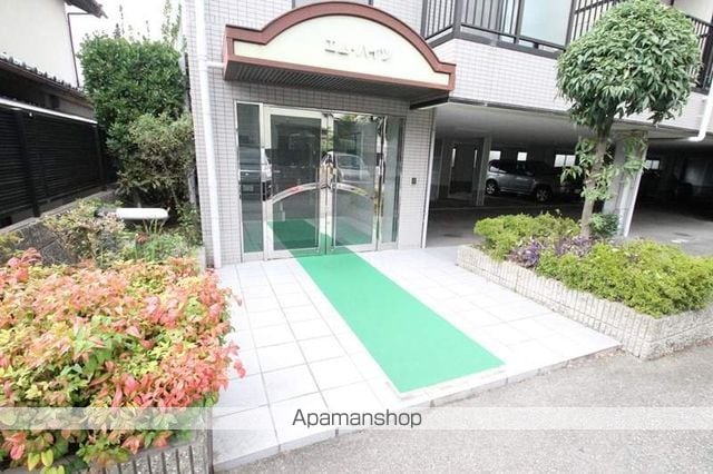 エムハイツの玄関写真