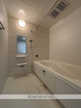 東京都渋谷区初台２丁目[1K/33.95m2]のバス