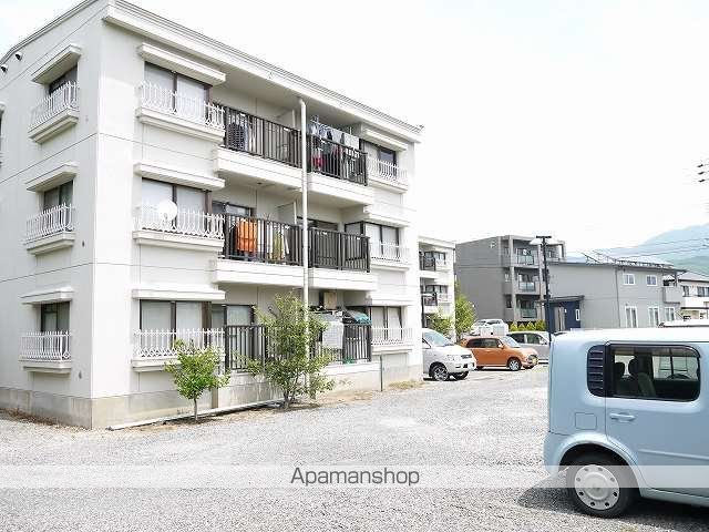 マンションビレッジヒルズの外観写真