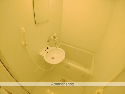 レオパレスルトゥール[1K/20.28m2]のバス