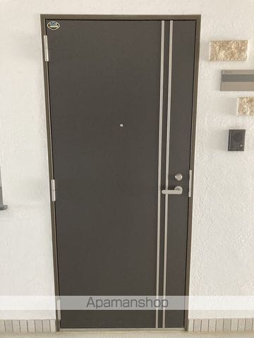 ホポロ大形本町の玄関写真