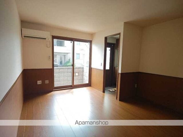 クレマンティーヌ B棟の内装写真