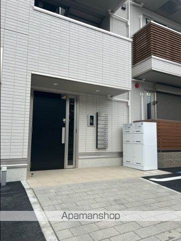 D−ROOM墨江の玄関写真