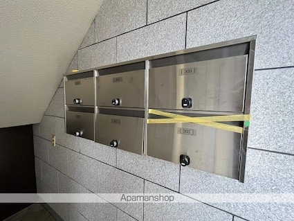 ブラウンヒル[1LDK/56.25m2]の共用部4