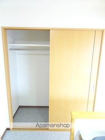 アラモードIIの内装写真