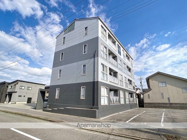 カルミアヴェールの外観写真