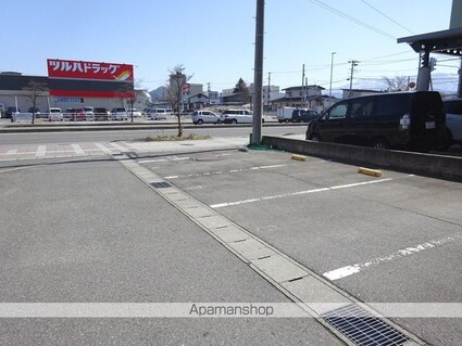 セルジェ・相生[3LDK/70.65m2]の駐車場