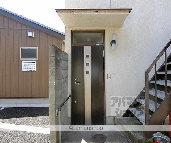 メゾン山内の玄関写真