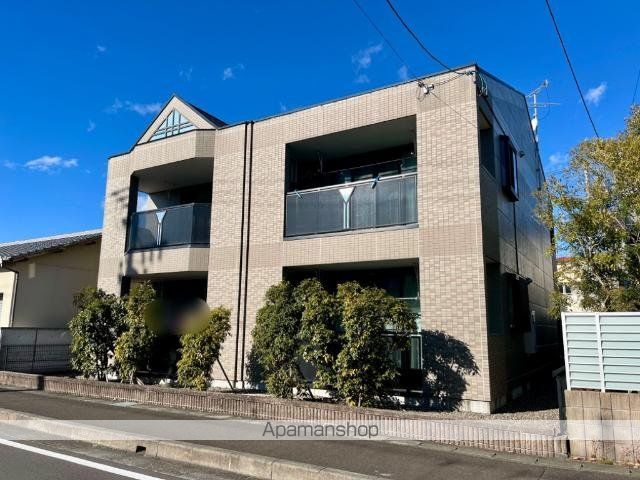 ＪＲ東海道本線 静岡駅 バス乗車時間：25分 最寄りバス停で下車 徒歩2分 2階建 築17年の外観写真