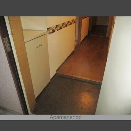 ウェルネス島山[3LDK/65.72m2]の玄関