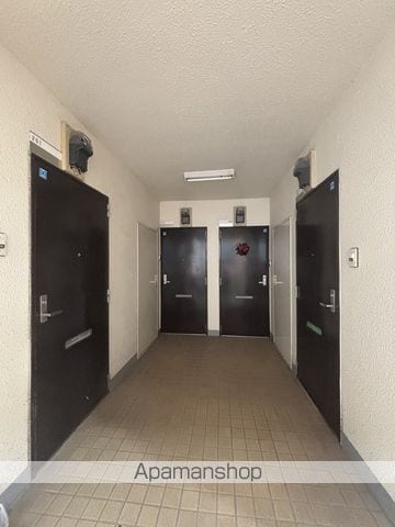 プラザ高品の玄関写真