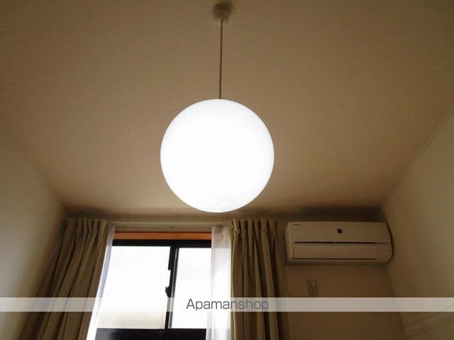 レオパレス南の風 IIIの内装写真