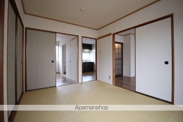 グリーンパーク洲崎 A棟の内装写真