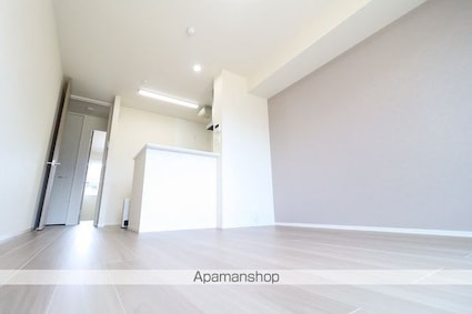 ファルコンベース若宮[1LDK/42.62m2]のリビング・居間