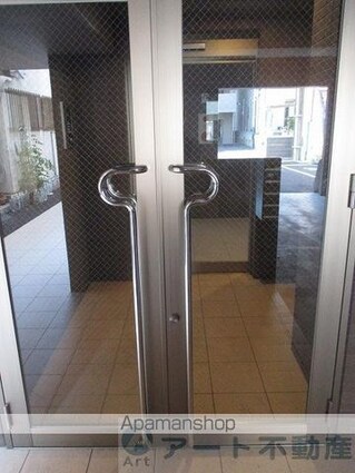 グレイスパル清水[1R/26.99m2]のエントランス