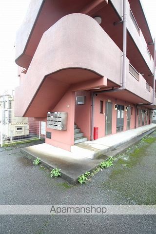 テクトピア伝法の玄関写真