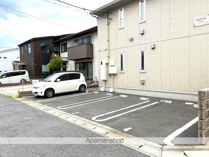 トルナーレ[2LDK/63.82m2]の駐車場