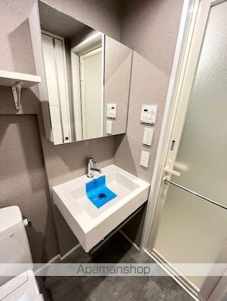 東京都港区西新橋２丁目[1K/21.16m2]のトイレ