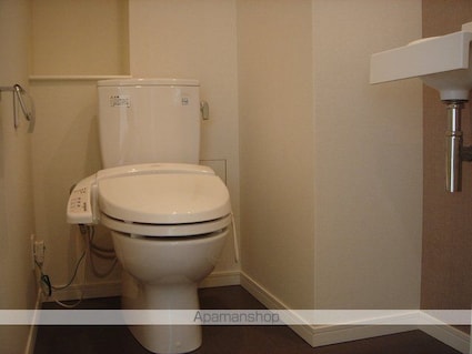 アビティ目黒[2LDK/81.6m2]のトイレ