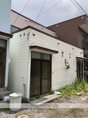 函館本線 小樽駅 徒歩13分 2階建 築52年の外観写真