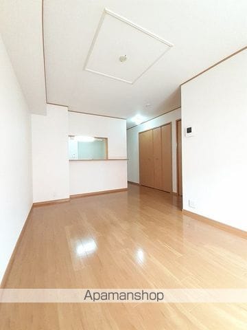 メゾンフォレスタB棟の内装写真