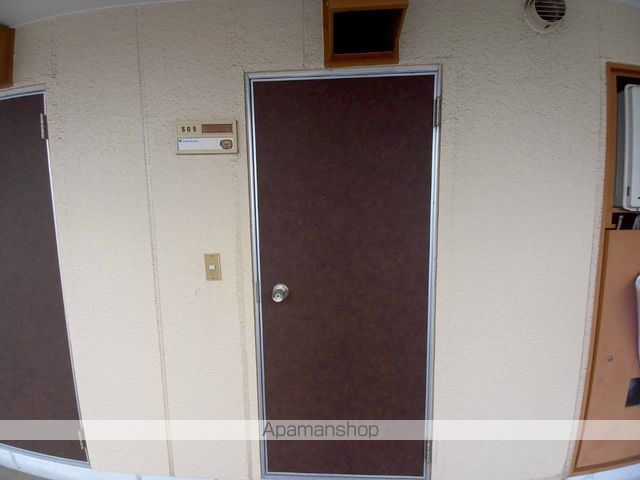 ロイヤルライフ八坂の内装写真
