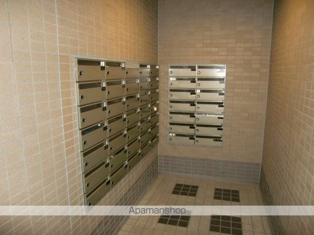 パークレジデンス市川の玄関写真