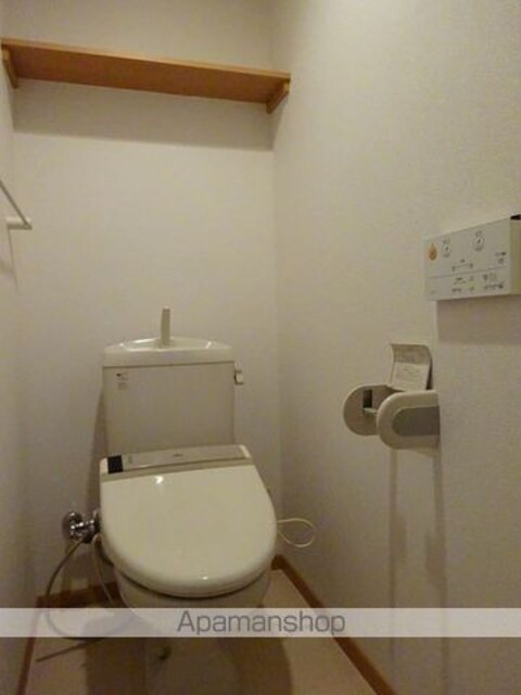 和歌山県和歌山市紀三井寺[3LDK/70.57m2]のトイレ