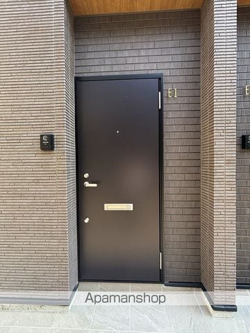 クラフトテラス豊南町南の玄関写真