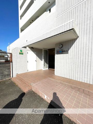 3UMK宮崎ビルの玄関写真