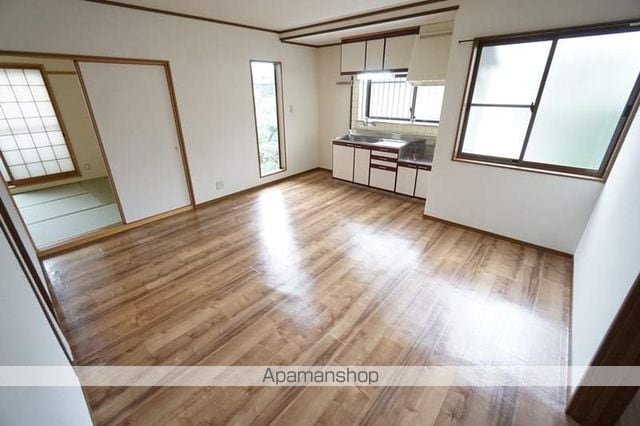 LAKESIDEVILLAの内装写真