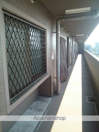 マルベル宇多津[1K/27.77m2]のエントランス1