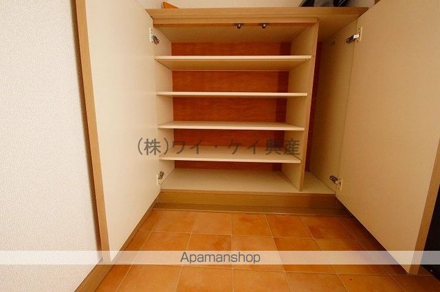 レイモンドサンヴィレッジA棟の内装写真