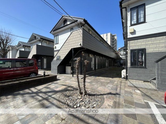 OZ弐番街の玄関写真