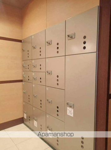 ロイヤルパークス桃坂の外観写真