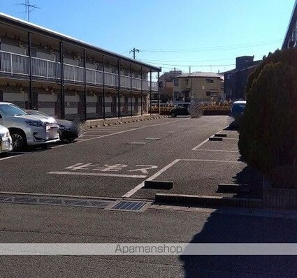 レオパレスセキバＡ[1K/26.49m2]の駐車場