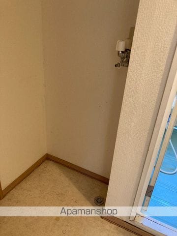 小樽市 2階建 築32年の内装写真