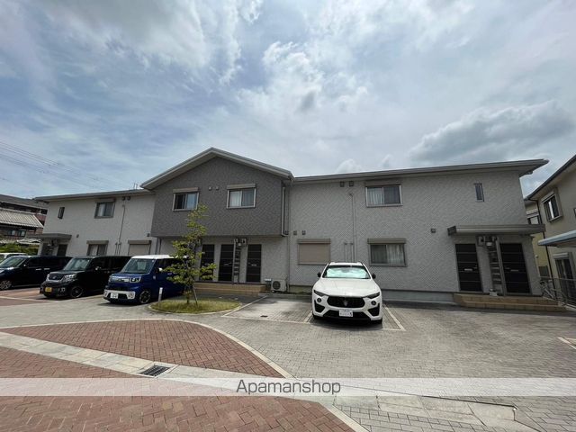 MAISON F B棟の外観写真