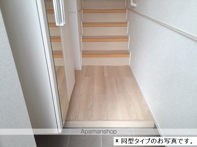 ルチェンテIIの内装写真