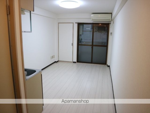 アパートメント寝屋川IIの内装写真