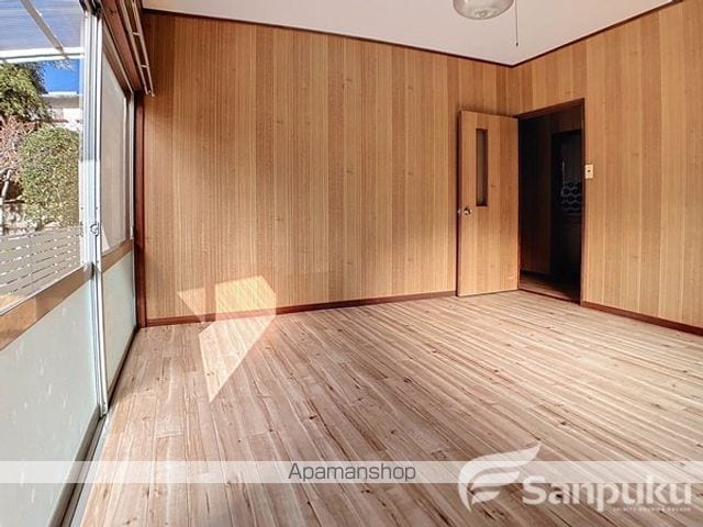 伊予鉄道横河原線 鷹ノ子駅 徒歩14分 1階建 築51年の内装写真