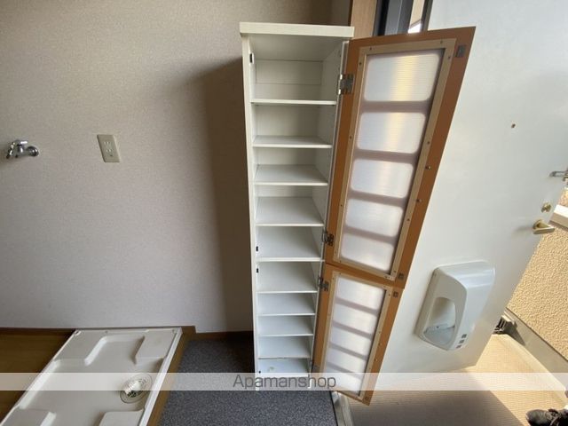 クリスタルマンションの内装写真