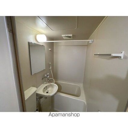 砧コーポ[1R/16.36m2]のバス