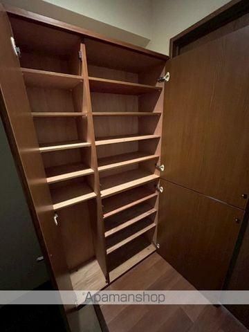 ロイヤルコート船越の内装写真