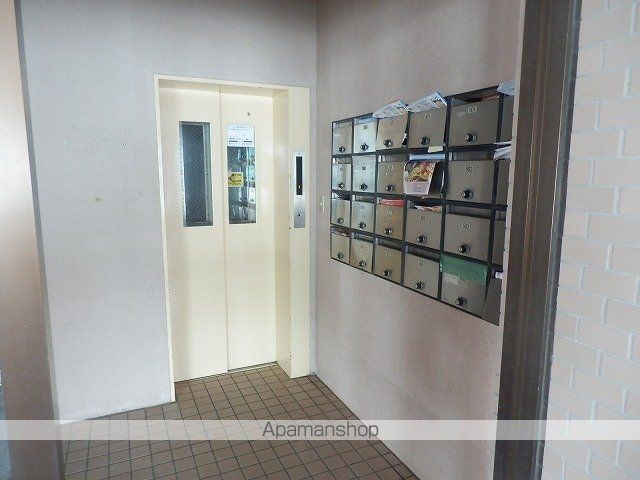 しきレジデンス真乃の玄関写真