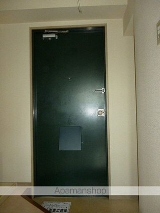 大阪府和泉市府中町８丁目[1K/18.25m2]の玄関