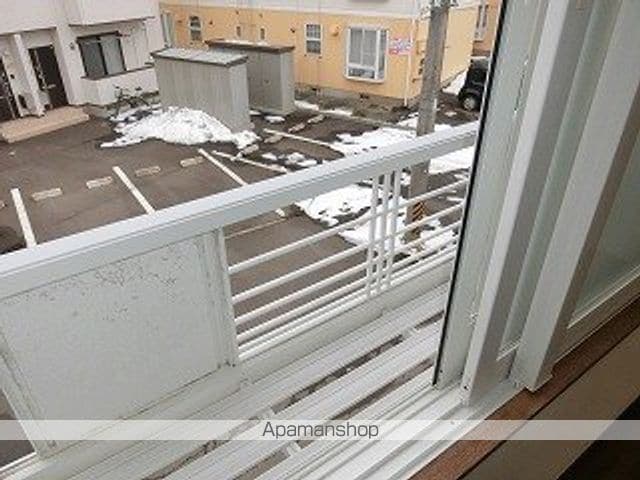 ホワイトコート前九年 Aの内装写真